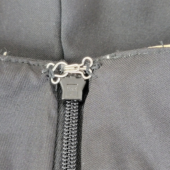 Lady Hagen Black And Gold Regal Binding Golf/Pickleball Skirt/Skort Sz 10 - Picture 13 of 16